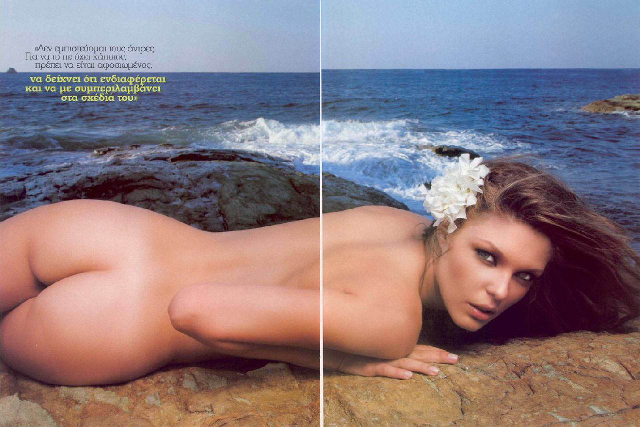 Η playmate Αναστασια Περακη σε γυμνές φωτογραφίες
