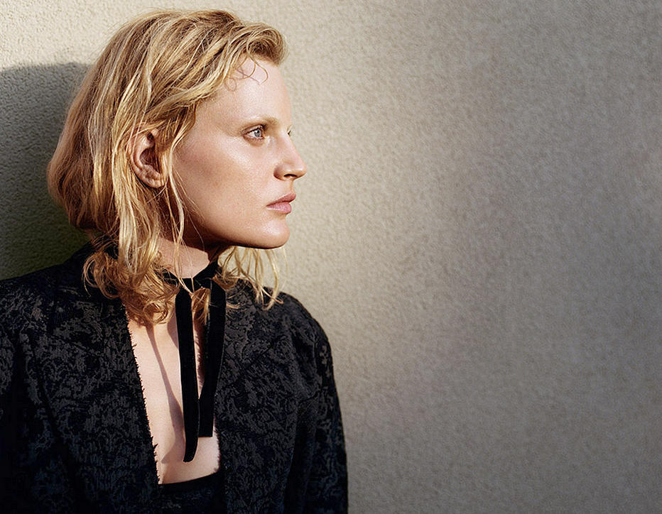 Το μοντέλο Guinevere van Seenus topless