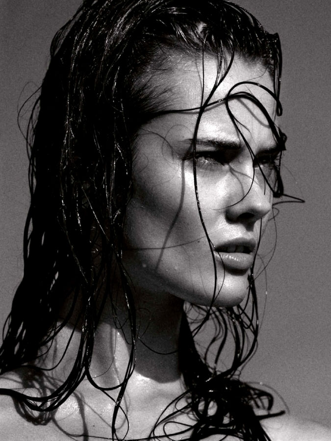 Η Monika Jagaciak top model από την Πολωνία topless