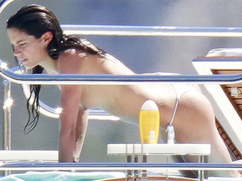 Topless φωτογραφίες της Βραζιλιάνας Sara Sampaio