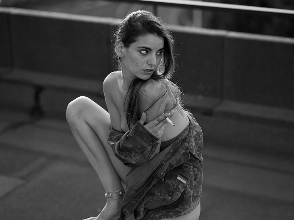 Topless φωτογραφίες της Gaia Morassut