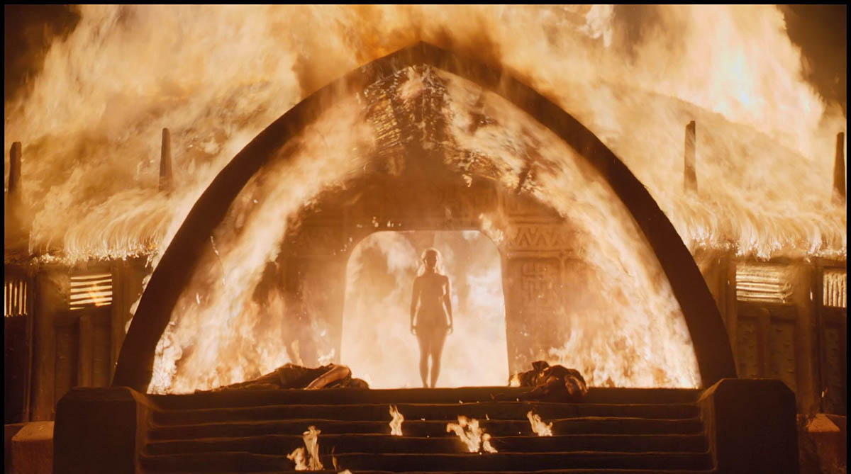 Γυμνές φωτογραφίες της μουνάρας Khaleesi από το Game Of Thrones