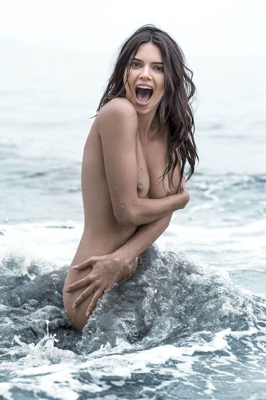 Η καυτή Kendeall Jenner σε γυμνές φωτογραφίες
