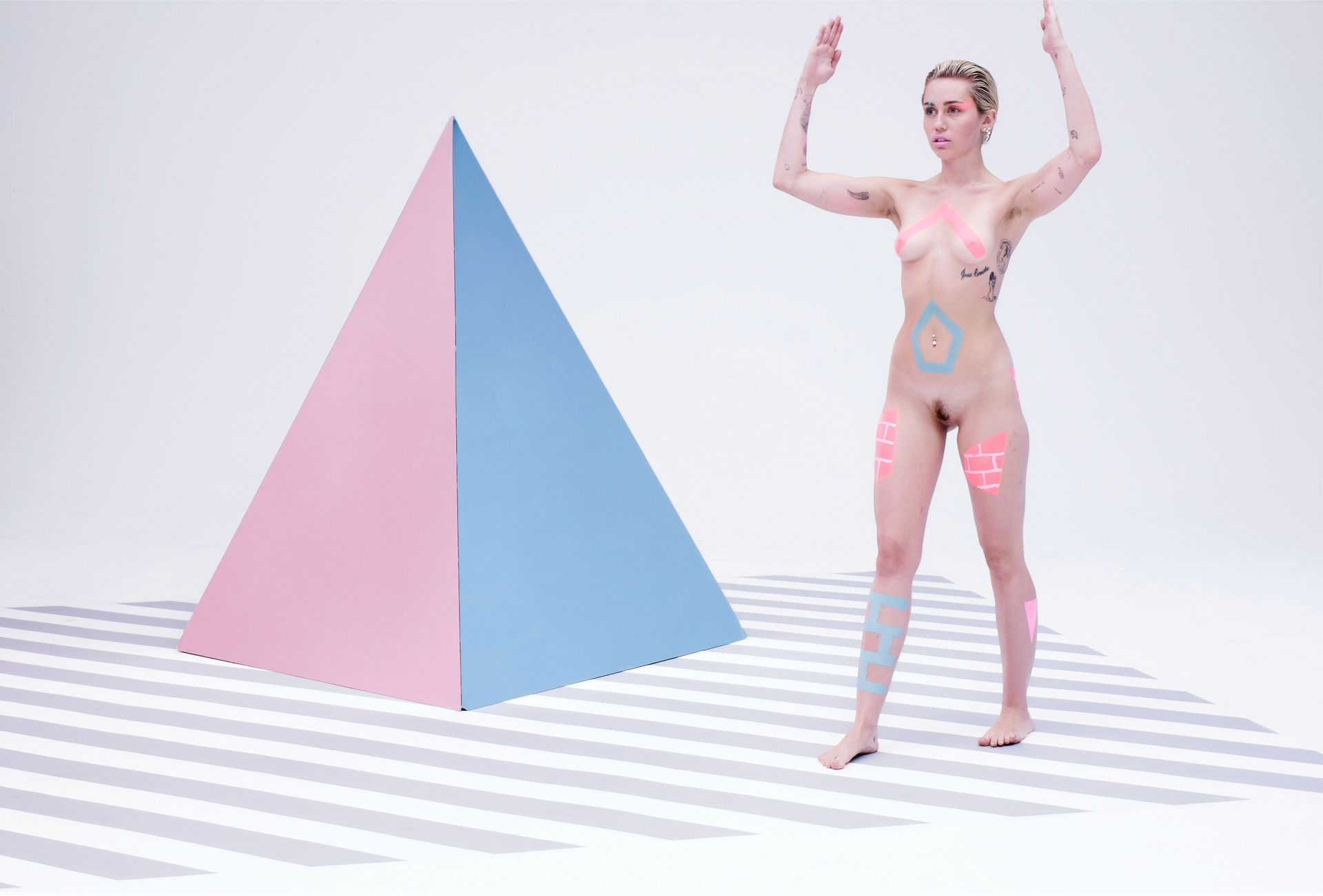 Γυμνές φωτογραφίες της Miley Cyrus