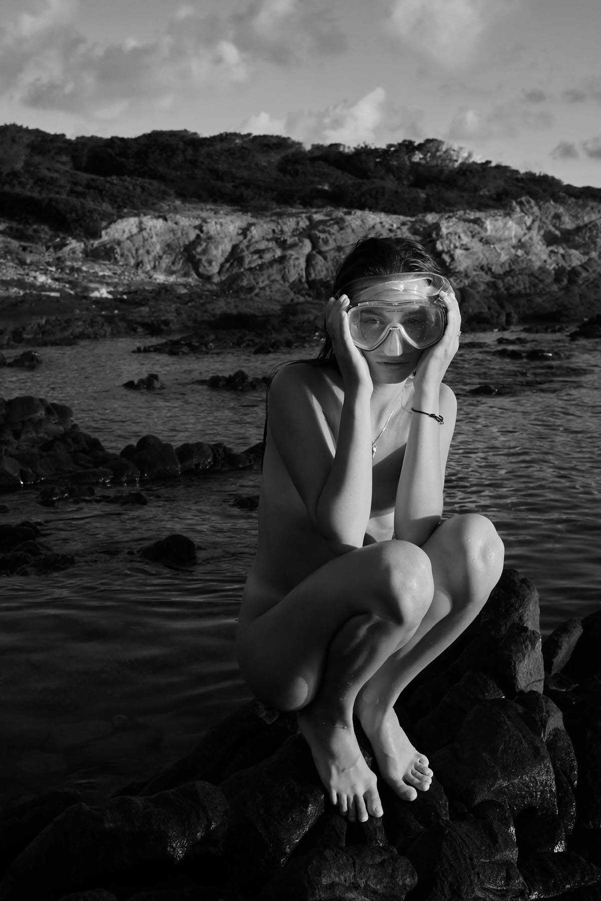 Γυμνές φωτογραφίες της νεαρής Laura Pavelicova