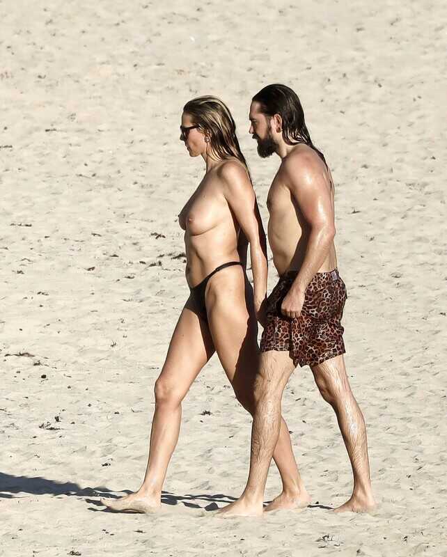 Topless φωτογραφίες της Heidi Klum στην παραλία