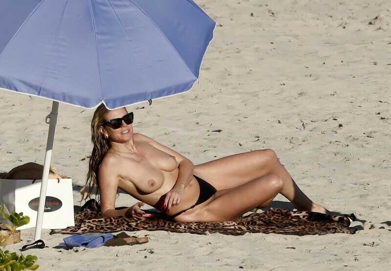 Topless φωτογραφίες της Heidi Klum στην παραλία