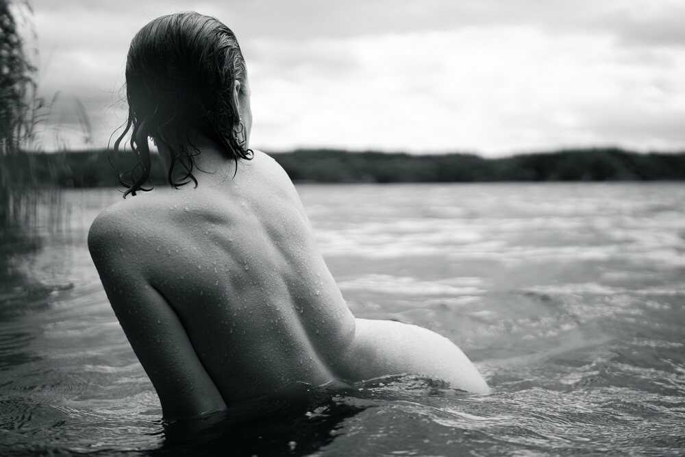Γυμνές φωτογραφίες της ηθοποιού Gemma Champness